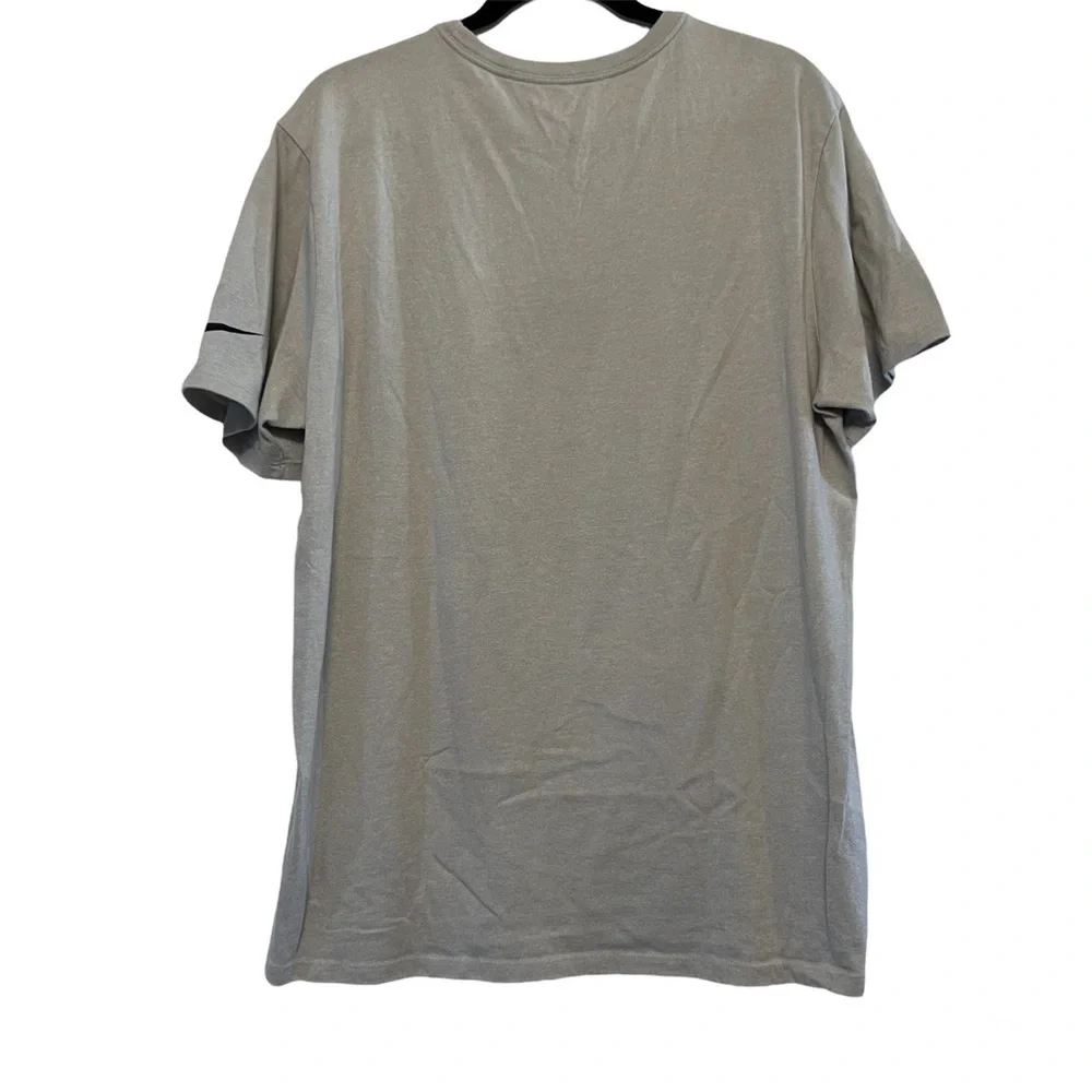 Nike MLB Gray & Red Cleveland Indians Shirt